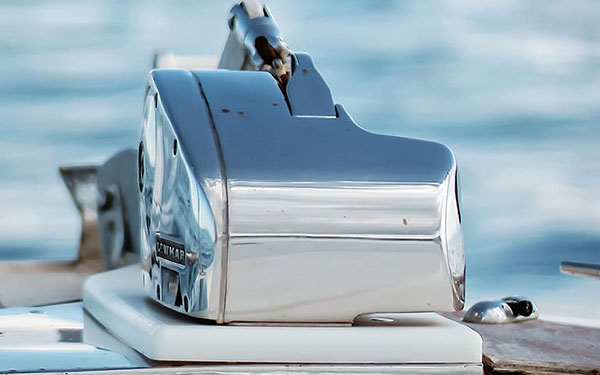 Windlass guide