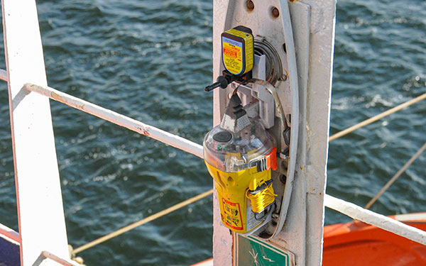 Safety Beacon Guide: How do EPIRBs work?