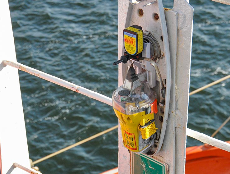 Safety Beacon Guide: How do EPIRBs work?
