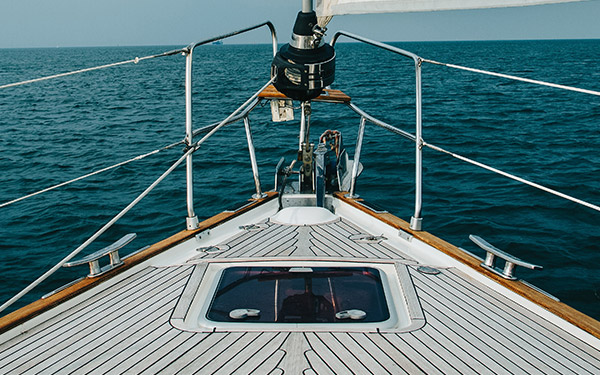Repairing & sealing boat windows - here's how