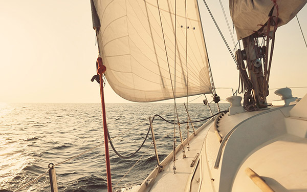Sail repair - Patch or sew? How to do it!
