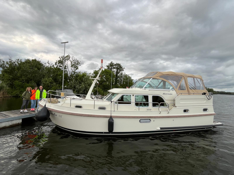 boat-image