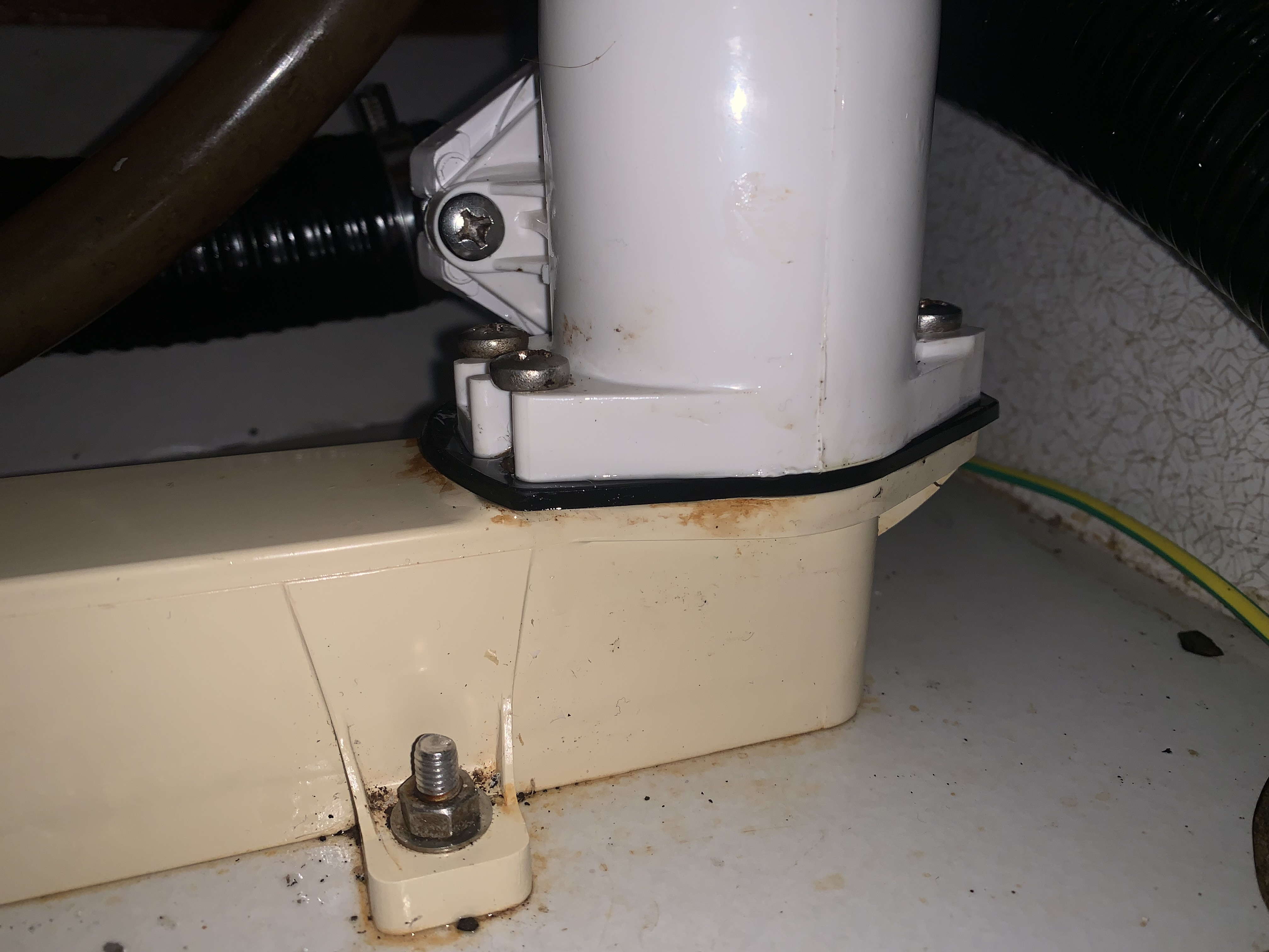 Image 3 of 4