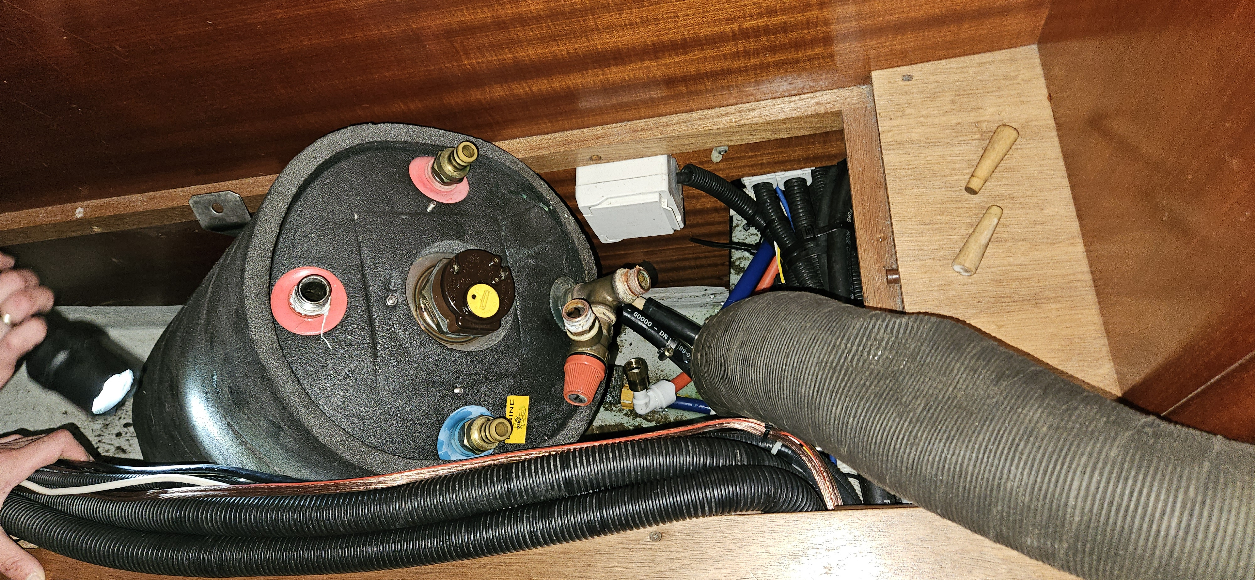 Image 2 of 4