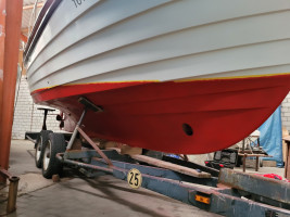 Image 2 of 6