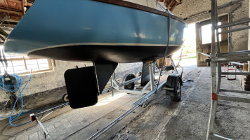 Image 2 of 4