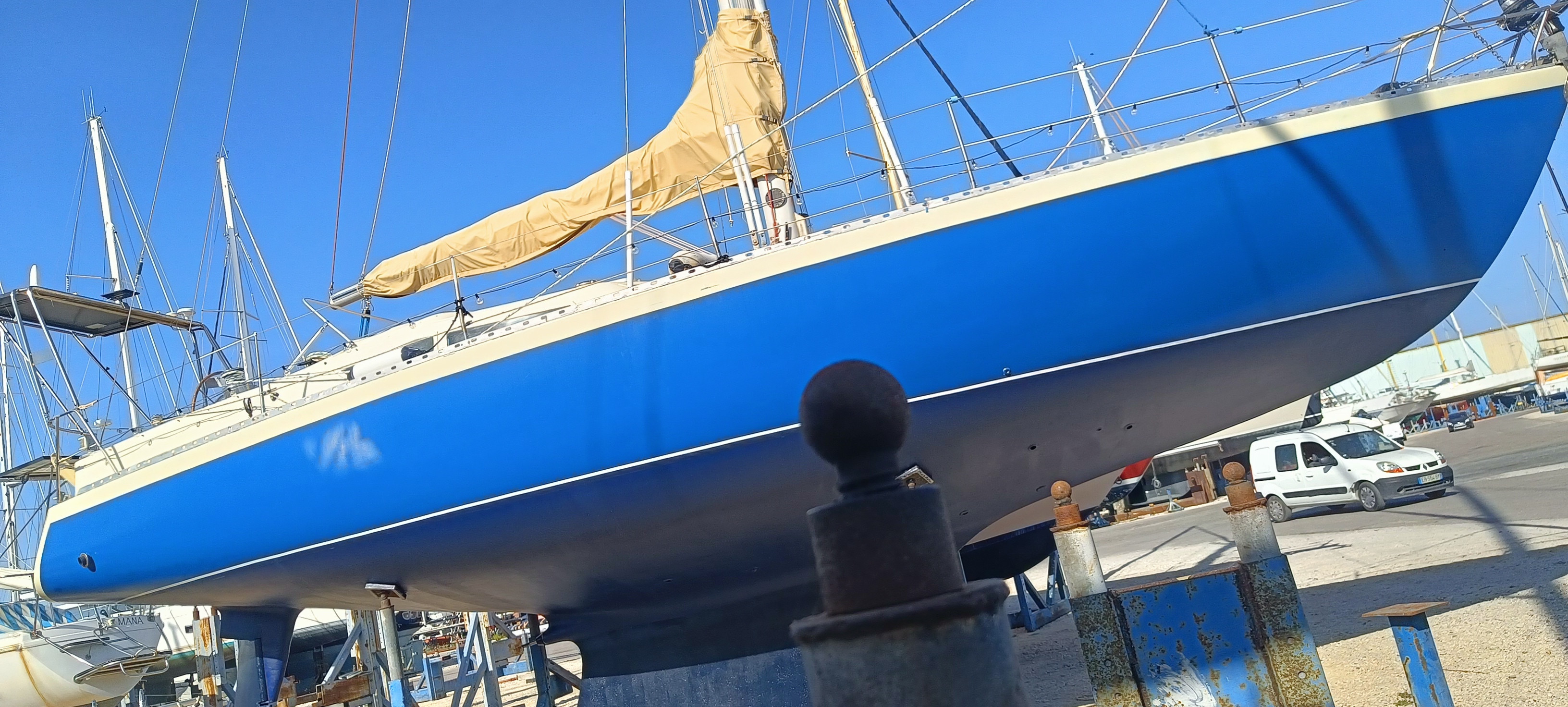 Image 1 of 7