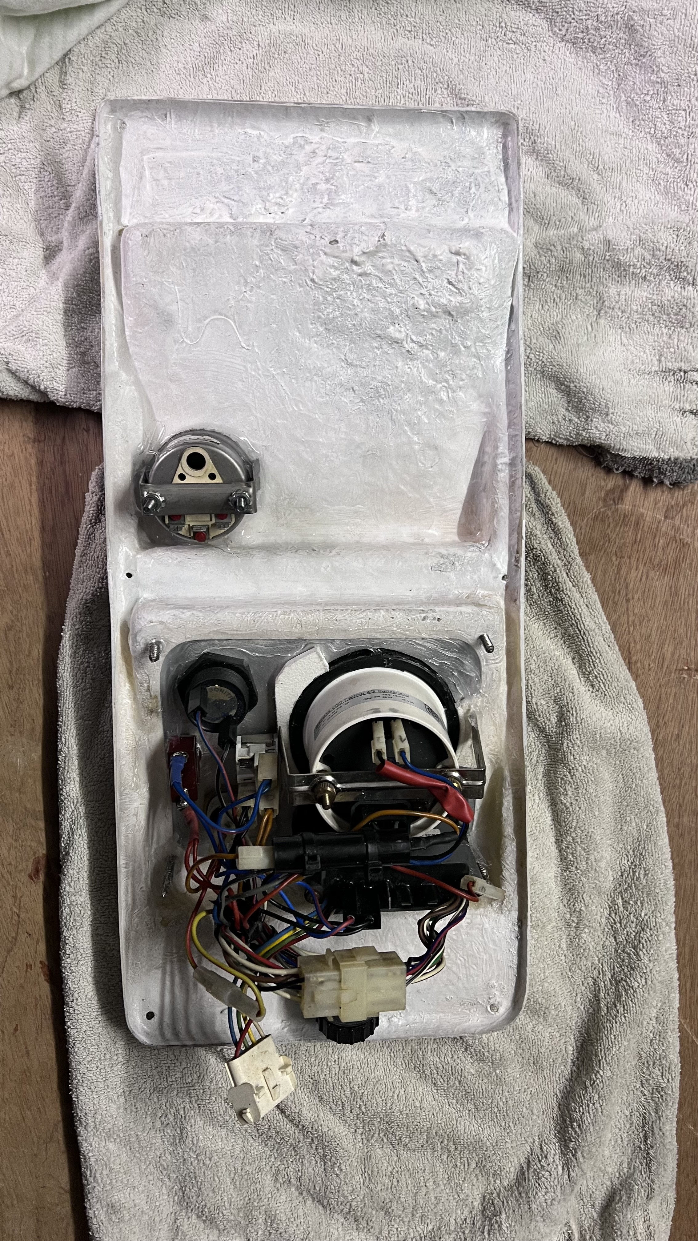 Image 2 of 3
